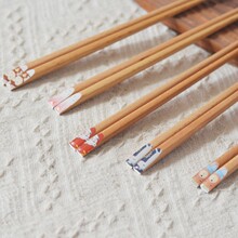 日系卡通动物筷子彩色木筷尖头筷指甲木筷家用木筷礼品筷现货批发