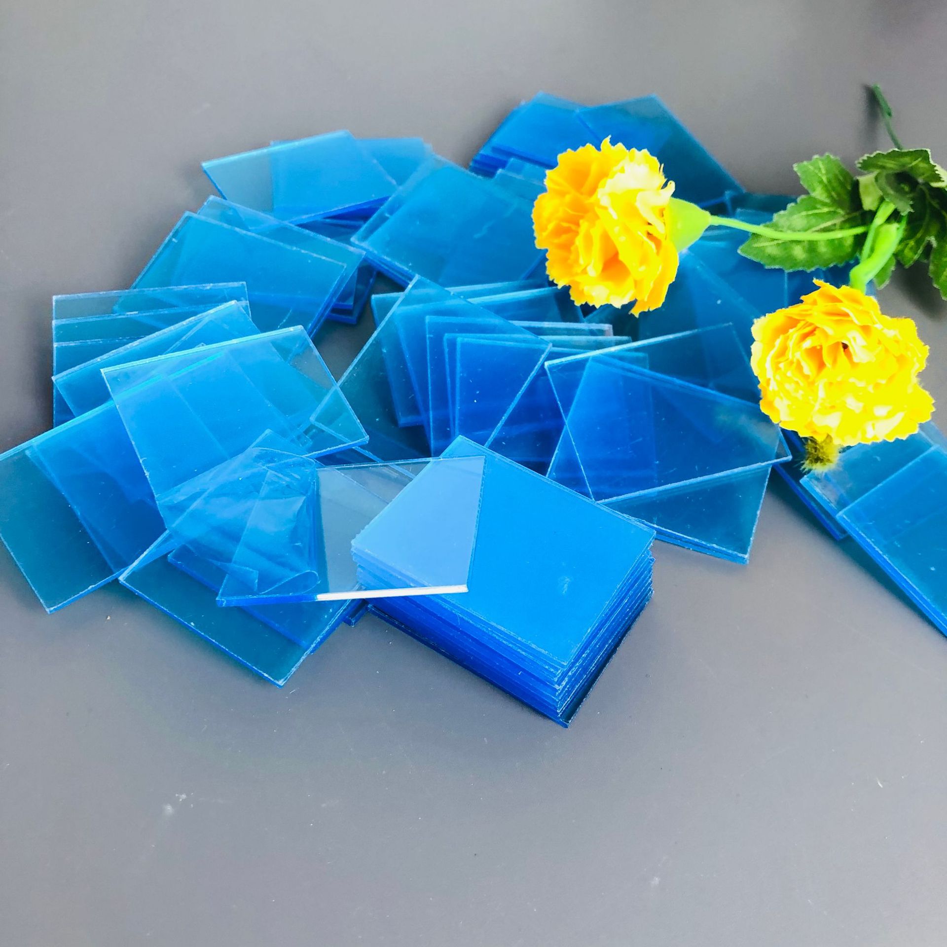 厂家直供1.5mm亚克力透明板 切割有机玻璃镜片亚格力镜面薄板