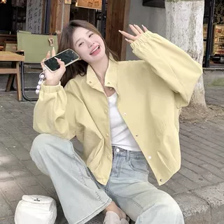 奶黄色工装外套女春秋2025新款减龄设计感小众独特别致学院风