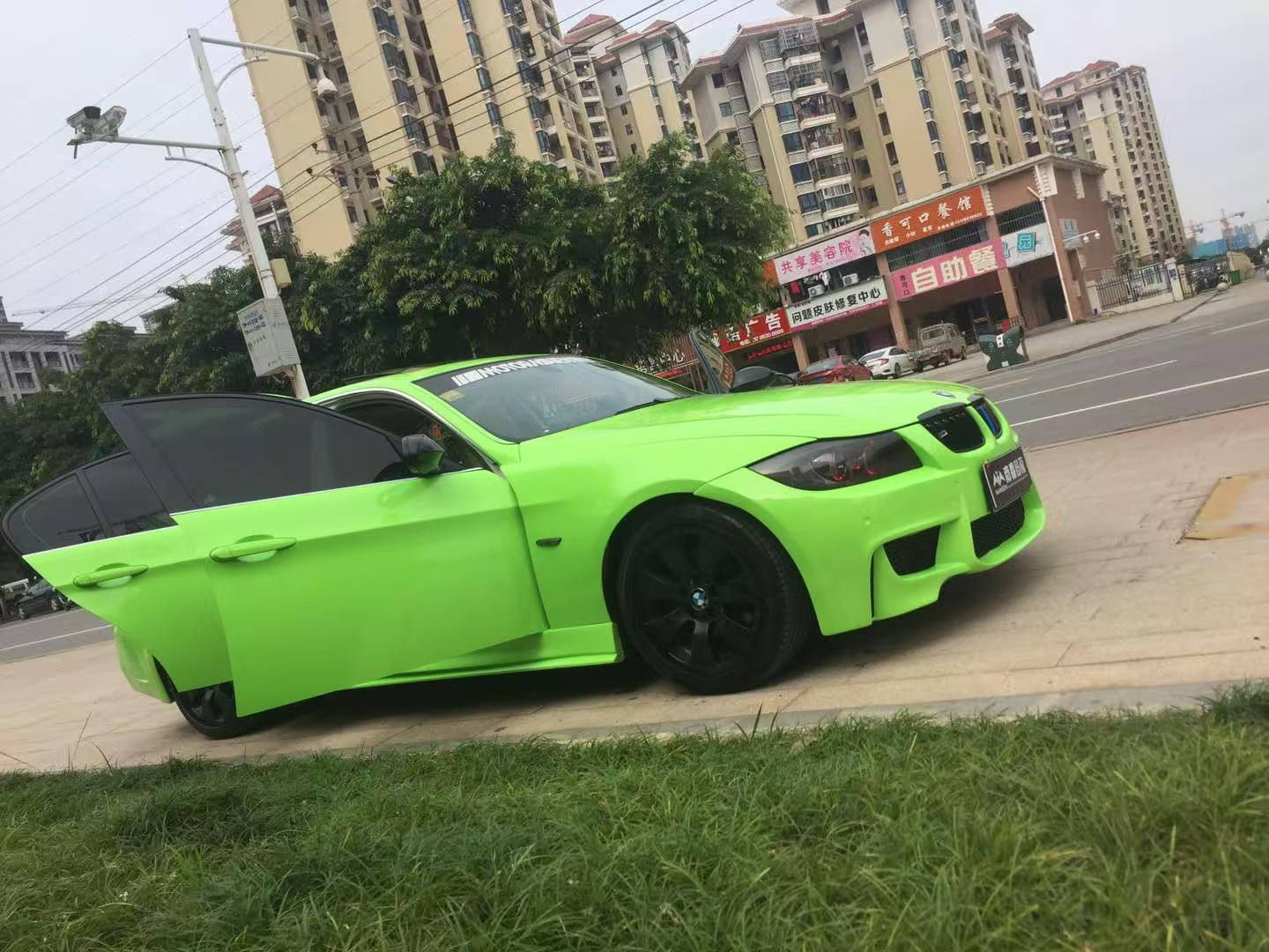 Bmw 3 Series E90 Body Kit, Specifically for the Large Body Kit and Bumpers