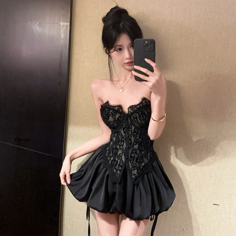 18YX5831欧美2025跨境外贸蕾丝带胸垫收腰裹胸花苞短裙裤两件套装|undefined