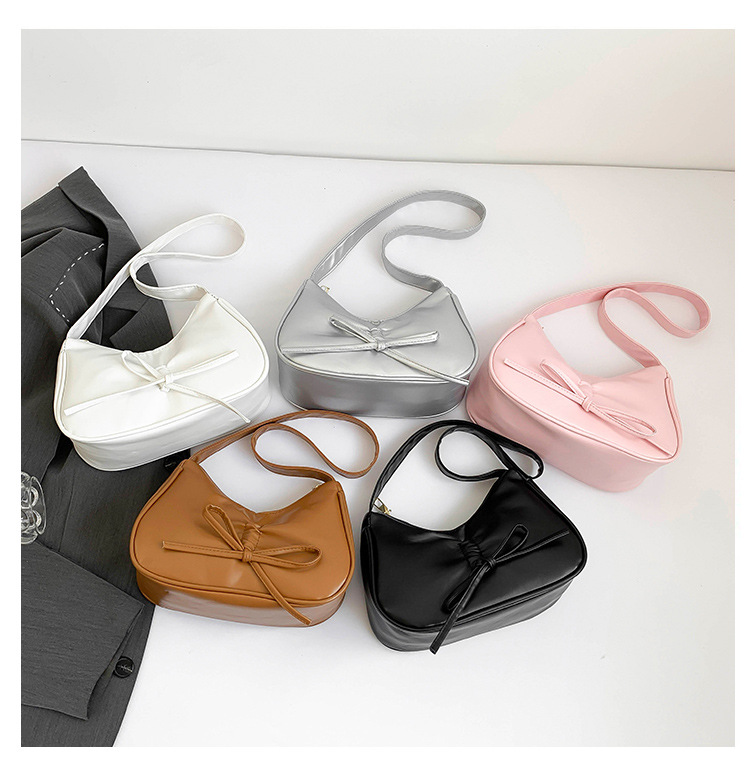 This is a trendy and fashionable single-shoulder crossbody bag with a simple bow design for women's 2024 autumn and winter collection undefined