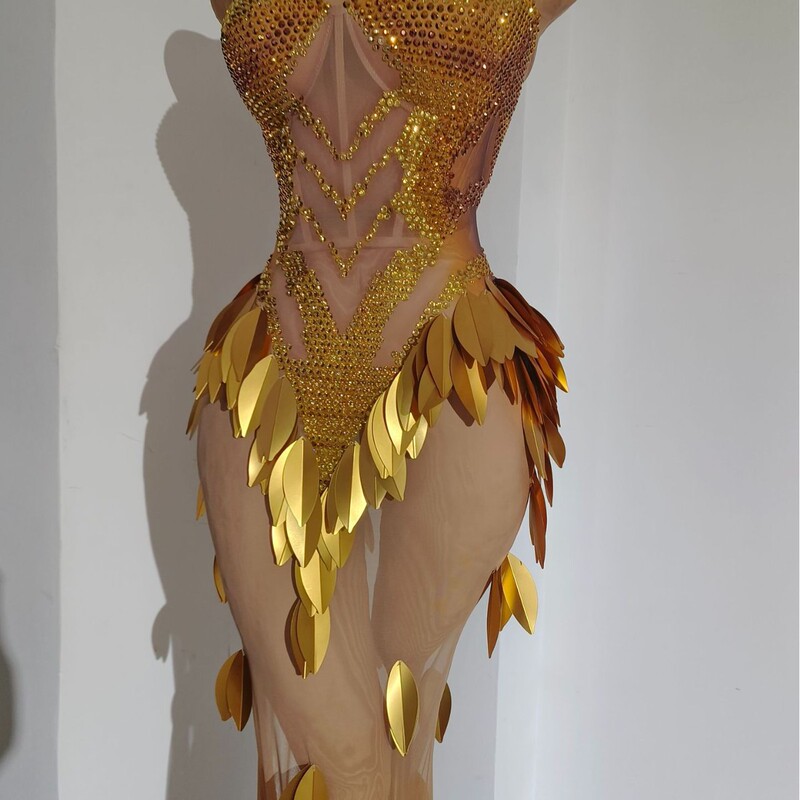 New Cross-Border Style Coffee-Colored Rhinestone Leaf Strapless Mermaid Long Dress for Thailand Vacation Outfits, Runway Photoshoots, and Evening Gowns New Cross-Border Style Coffee-Colored Rhinestone Leaf Strapless Mermaid Long Dress for Thailand Vacation Outfits, Runway Photoshoots, and Evening Gowns