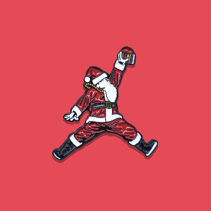 Insignia de personaje de broche de tiro de Spider Man Suministro transfronterizo anime periférico de dibujos animados Santa Claus entrega