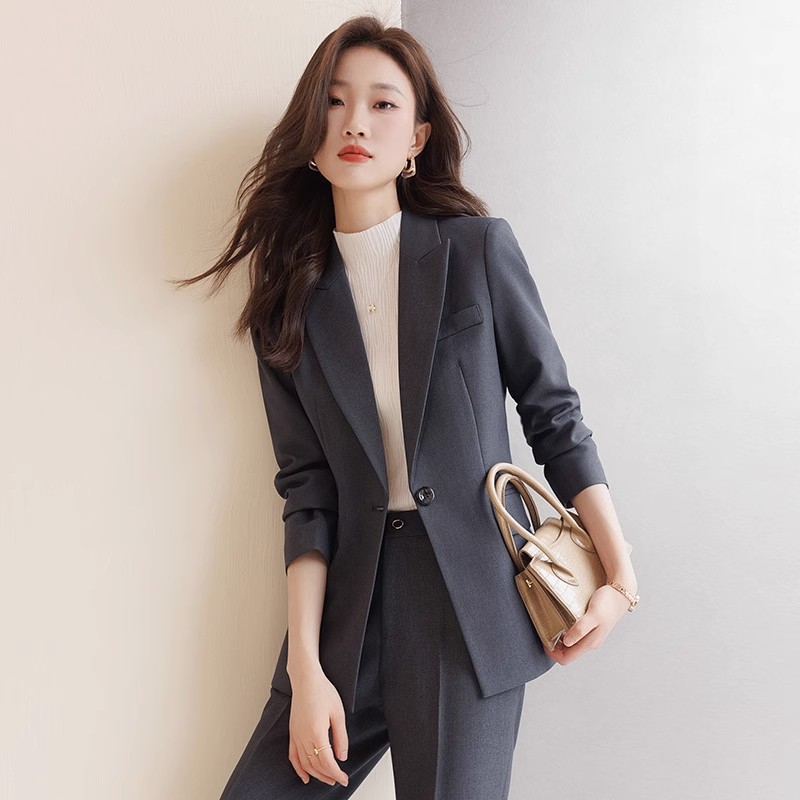 Suit Coat Women's Autumn and Winter Temperament Goddess Style Work Clothes Professional Dress High-end Quilted Grey Suit suit