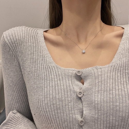 South Korea's Dongdaemun New Zircon Square Diamond Titanium Steel Necklace Women's Simple Temperament Fashion Internet Celebrity Same Clavicle Chain