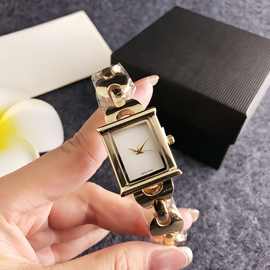 轻奢金色女表白色表盘方形链式表带设计女士石英表简约女款
