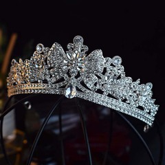 豪華なクリスタルリボンクラウンフランス子供プリンセス誕生日クイーンクラウンパーティーヘアアクセサリーパフォーマンス賞ヘアクラウン