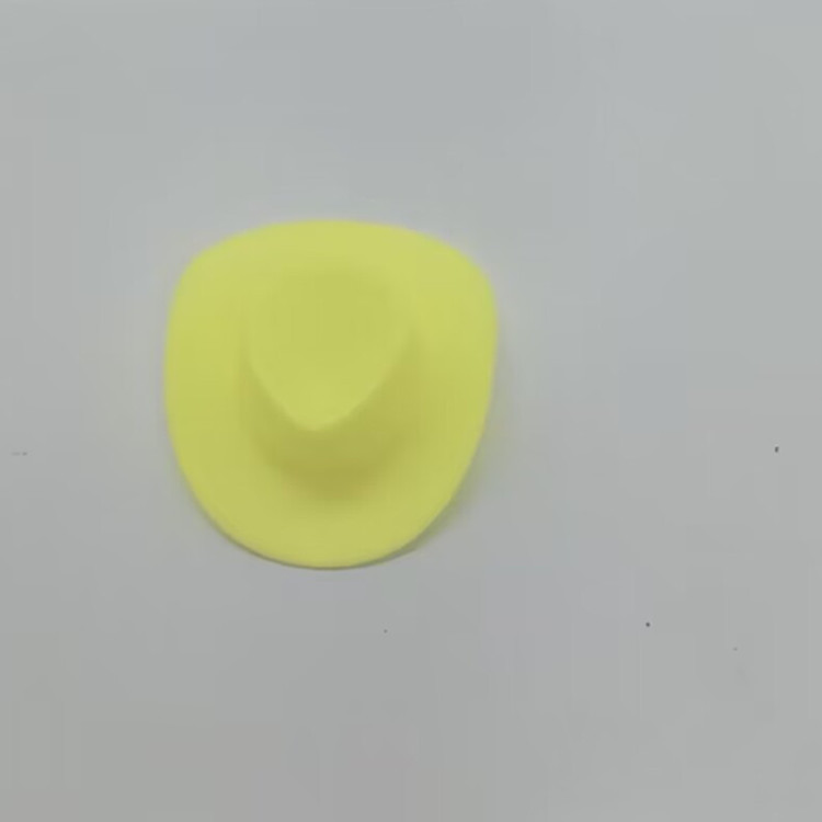 Regalo Little Yellow Duck Sombrero Mini Sombrero de vaquero Sombrero de paja Sombrero de jazz Decoración de muñeca Sombrero Accesorios para sombreros Lote