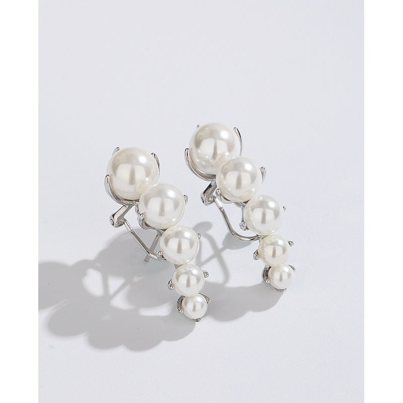 Pendientes de perlas de plata esterlina 925 de lujo de alto grado pendientes de temperamento retro nicho cuñada loca mismo estilo pendientes para mujeres