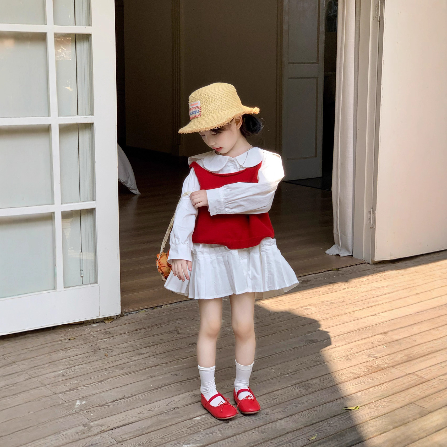 2025秋季新款童装儿童红色毛衣背心女童长袖百褶裙边大翻领衬衫裙