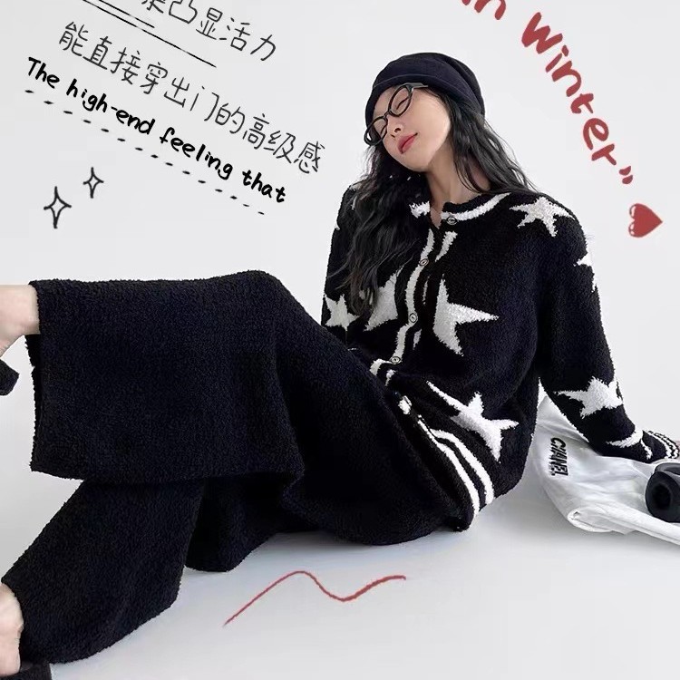 파자마 여성의 가을과 겨울 2024 새로운 패션은 카디건 코트 겨울 두꺼운 따뜻한 가정 옷 세트 나갈 수 있습니다.