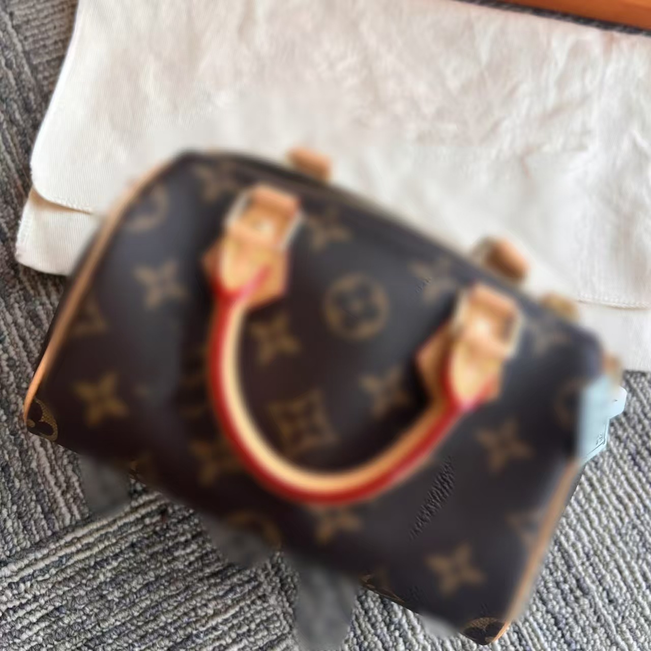 976e4774e575316be2a4188207d3f4