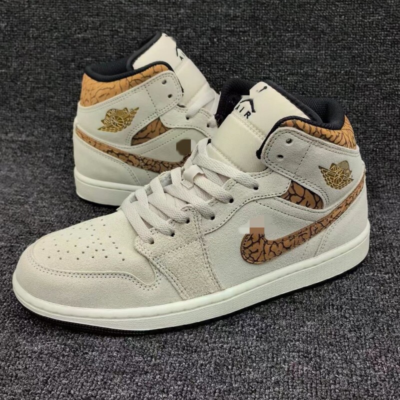 Putian Pure Original Aj1 High-Top Basketball Shoes Casual Men's and Women's Couple Shoes Shock-Absorbing Wear-Resistant Aj1 Ban on Wearing Chicago Toe Shoes Putian Pure Original Aj1 High-Top Basketball Shoes Casual Men's and Women's Couple Shoes Shock-Absorbing Wear-Resistant Aj1 Ban on Wearing Chicago Toe Shoes