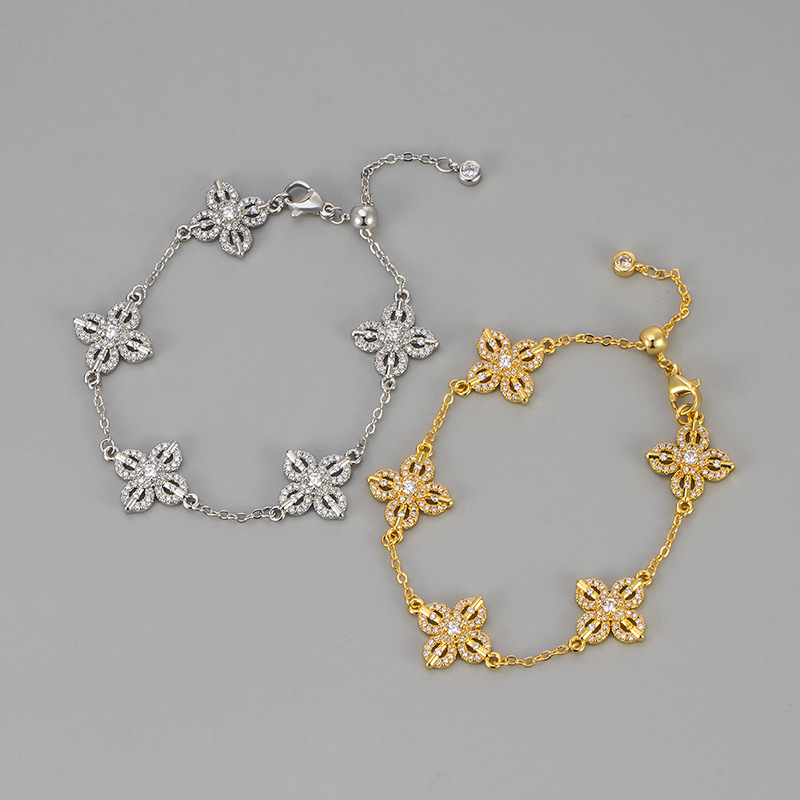 New Flash Diamond Cross Diamond Pestle Four-Leaf Clover Bracelet High-End Light Luxury Versatile Niche Design Bracelet Jewelry New Flash Diamond Cross Diamond Pestle Four-Leaf Clover Bracelet High-End Light Luxury Versatile Niche Design Bracelet Jewelry