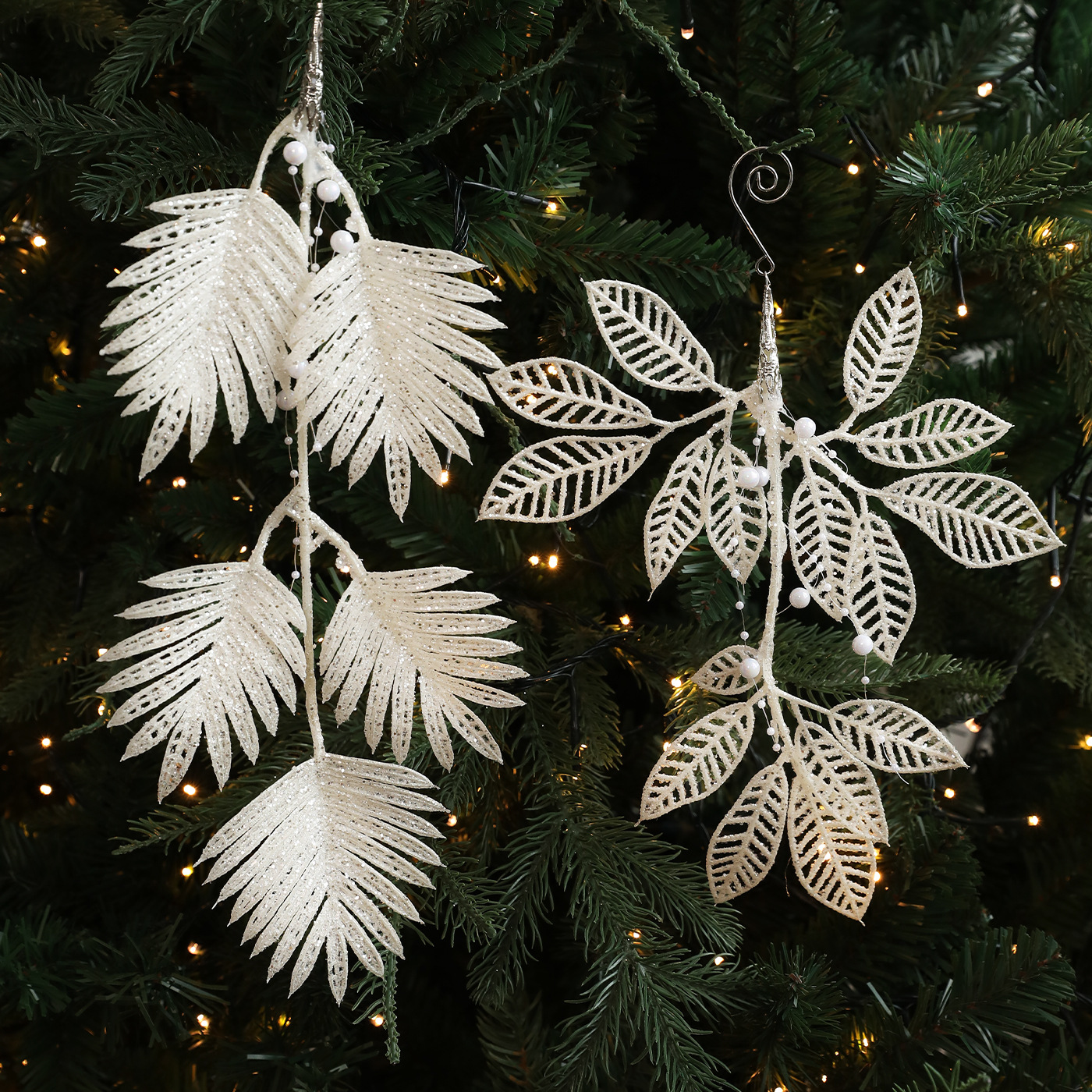 Hoja de helecho transfronterizo hojas de plástico flores de oro hojas de flores de Navidad polvo de oro polvo pegajoso enchufe de árbol de Navidad decoración de diseño de vacaciones