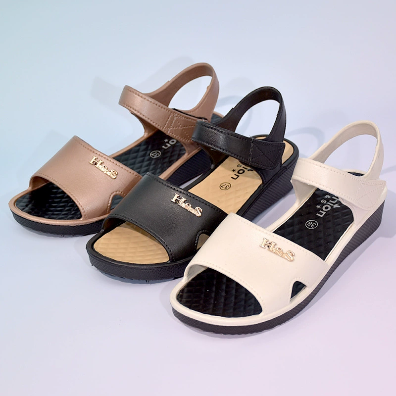 Сандалии на танкетке на толстой подошве, пластиковые, новые универсальные кремово-белые летние женские туфли на мягкой подошве на липучке, 2022 г.