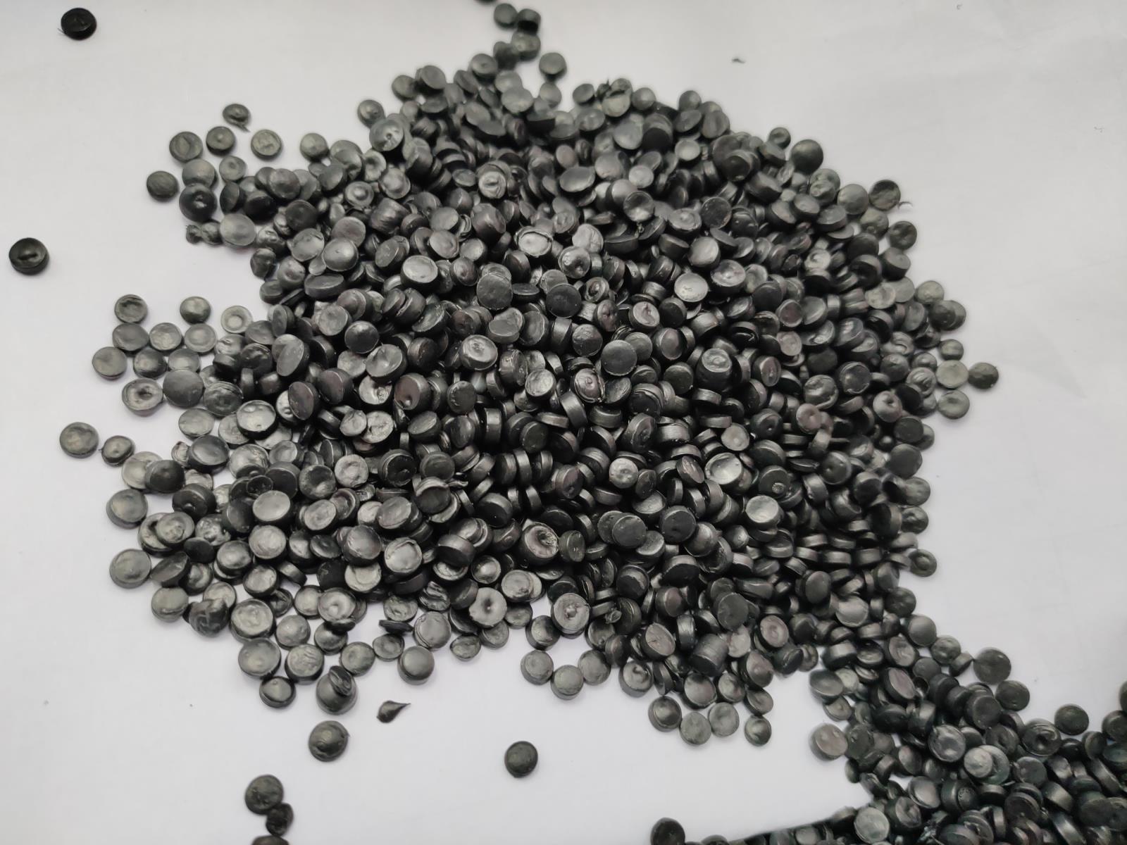 黑色HDPE再生颗粒 安徽生产HDPE复合排水网颗粒 聚乙烯HDPE再生料