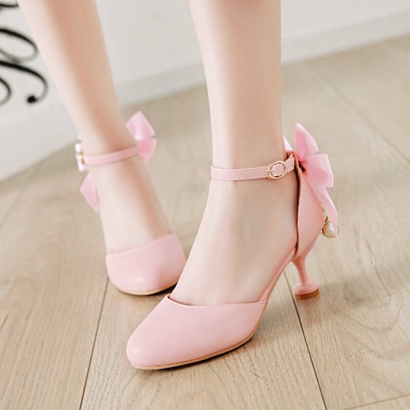 Children's High-Heeled Shoes with Thin Heels, Girls' Sandals, Trendy Summer Style for Elementary School Students Aged 10-12, New Model 2020 Children's High-Heeled Shoes with Thin Heels, Girls' Sandals, Trendy Summer Style for Elementary School Students Aged 10-12, New Model 2020
