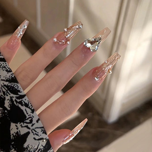 Hot Girl Wears Nails, Medium-Sized Ice-Transparent Love Diamond High-End Nail Polish, Finished Wearable Nail Polish Wholesale