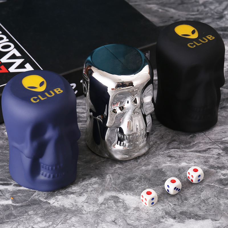 Shaking cup dice set bar KTV entertainment shaking cup dice cup skull color cup dice shaker 