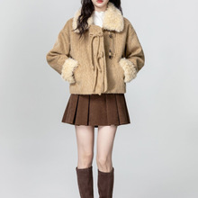 短款牛角扣毛呢外套女秋冬新款宽松夹棉加厚保暖呢子开衫上衣
