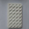 White (28 pieces in double-sided bulk, about 17g)