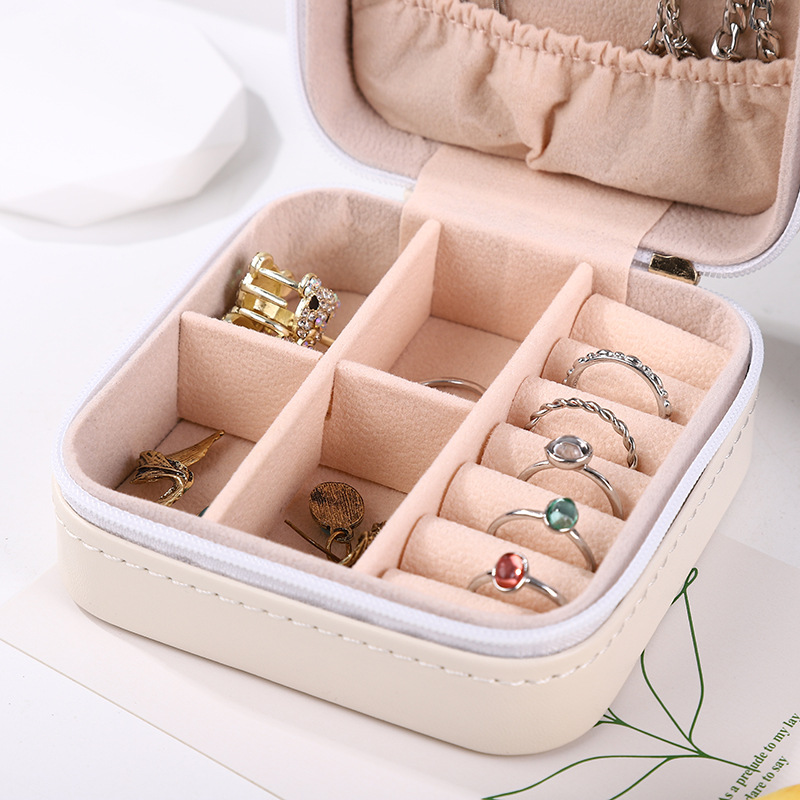 Fashion Solid Color Pu Leather Jewelry Boxes display picture 4