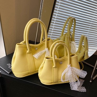 Handheld shoulder bag, small one-shoulder bag, South Korea, high-quality style