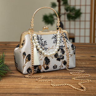 New Chinese Handbag Women's Cheongsam Bag Retro Chinese Style Flower Small Bag Antique Hanfu Gold Bag