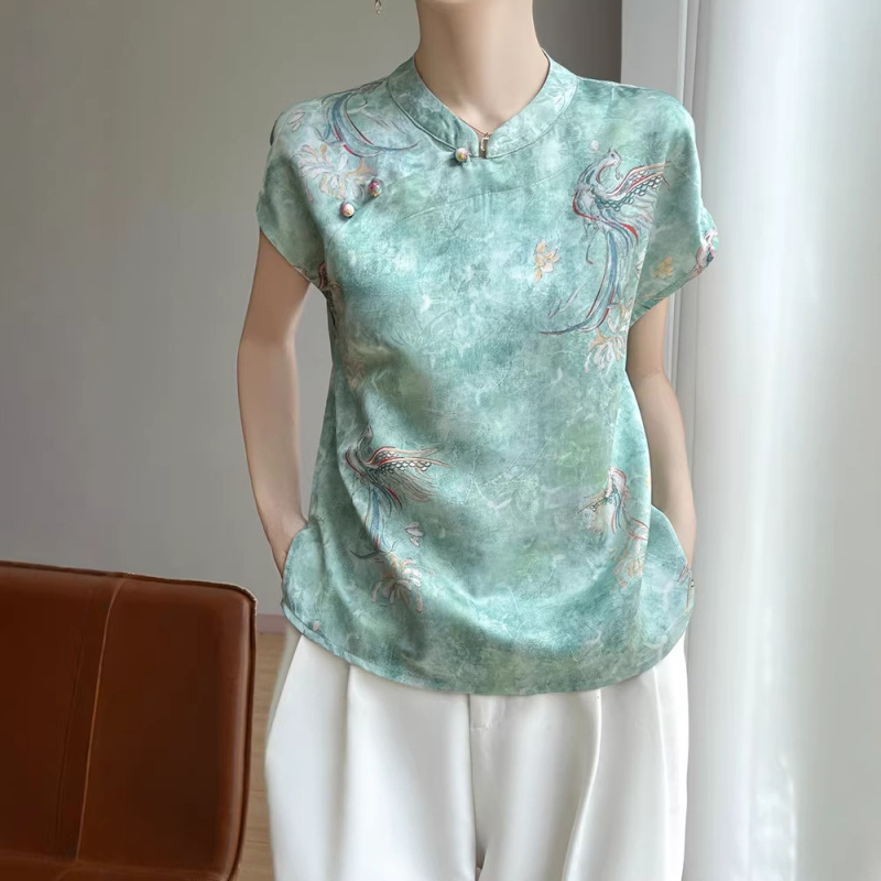 Satin Stand-Up Collar Short-Sleeved Women's New Chinese-Style Slightly High-Neck Design That Outlines the Neck with an Elegant Oriental Charm, Spring and Summer Top