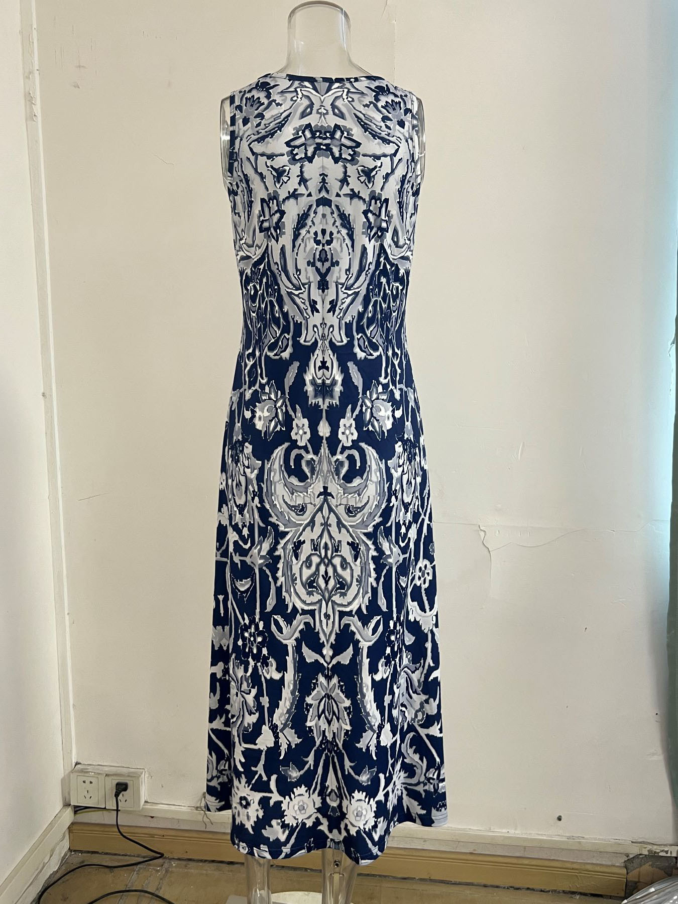 2025 Cross-Border Foreign Trade Bohemian Printed For Women, Summer Fashionable Elegant Round Neck Sleeveless Long Dress_ecoleips.com