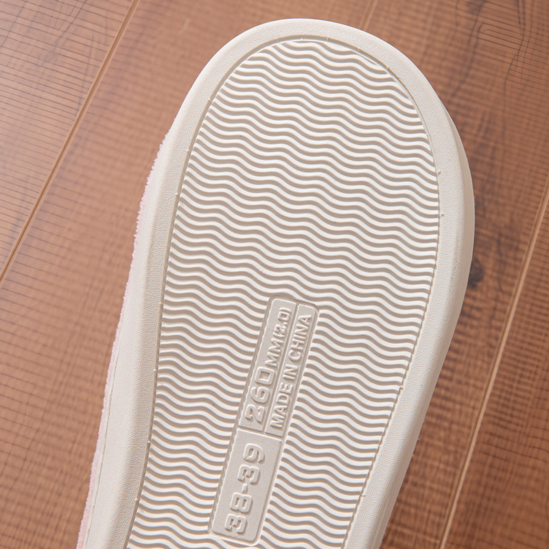 Zapatillas de algodón rojo para mujeres otoño y invierno en el hogar dormitorio calentamiento zapatos de lana suave cómodos zapatos de terciopelo al por mayor