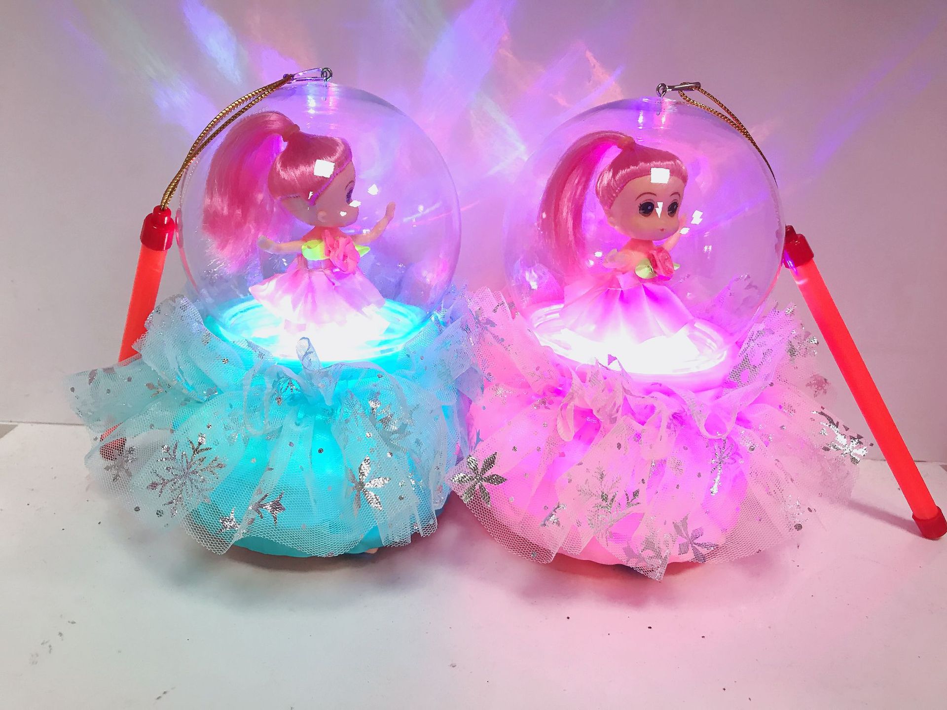 Festival de mediados de otoño linterna Festival linterna portátil juguete música luz eléctrica serie linterna de juguete de los niños al por mayor