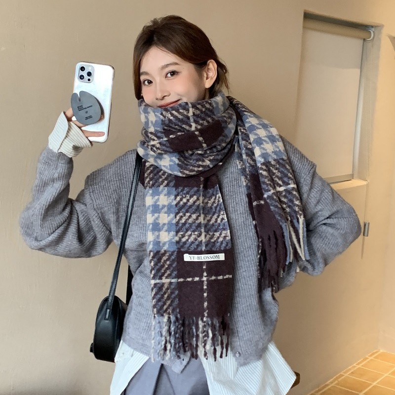 2024 New Retro Style Blue Cashmere Thousand Bird Grid Scarf For Winter Luxury Warm Shawl Student Neck_voghion.com
