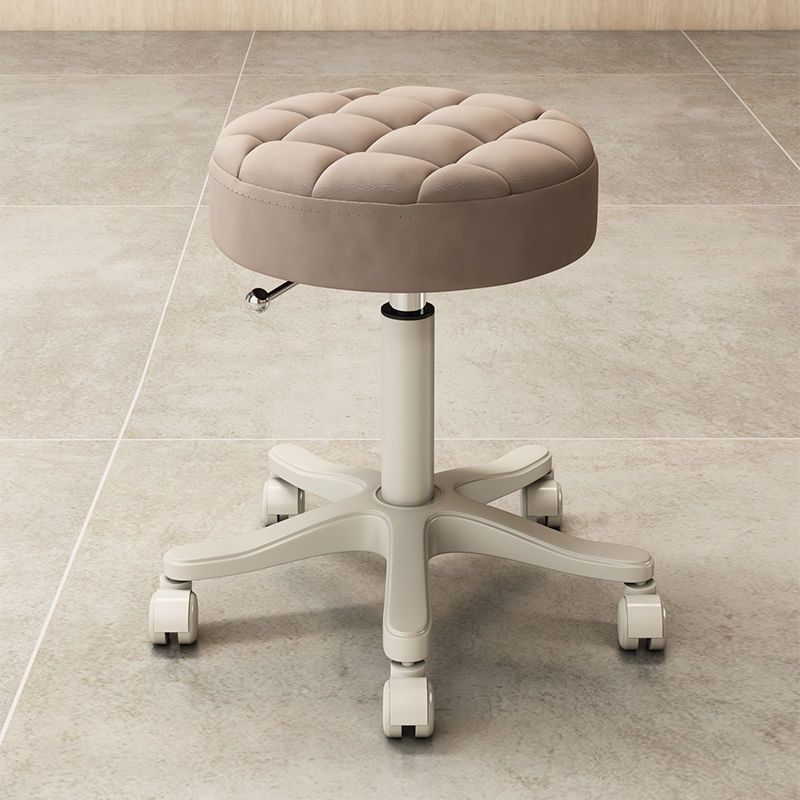Silla giratoria con respaldo ajustable y ruedas para uso doméstico, silla redonda para peluquería, silla para manicura, venta al por mayor de fábrica transfronteriza.