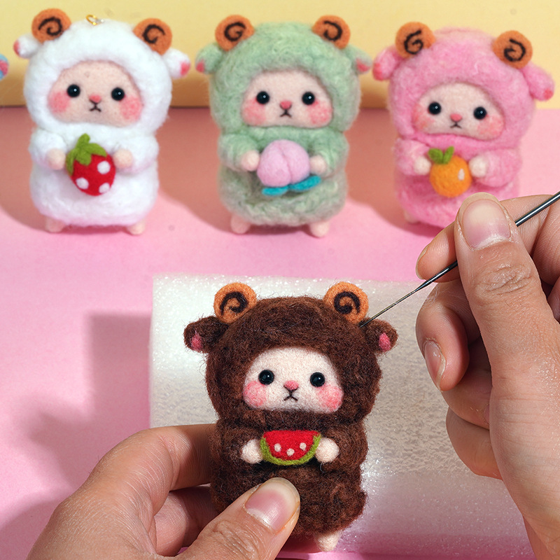 羊毛毡戳戳乐diy材料包情侣简单手工玩偶礼物创意挂件企鹅