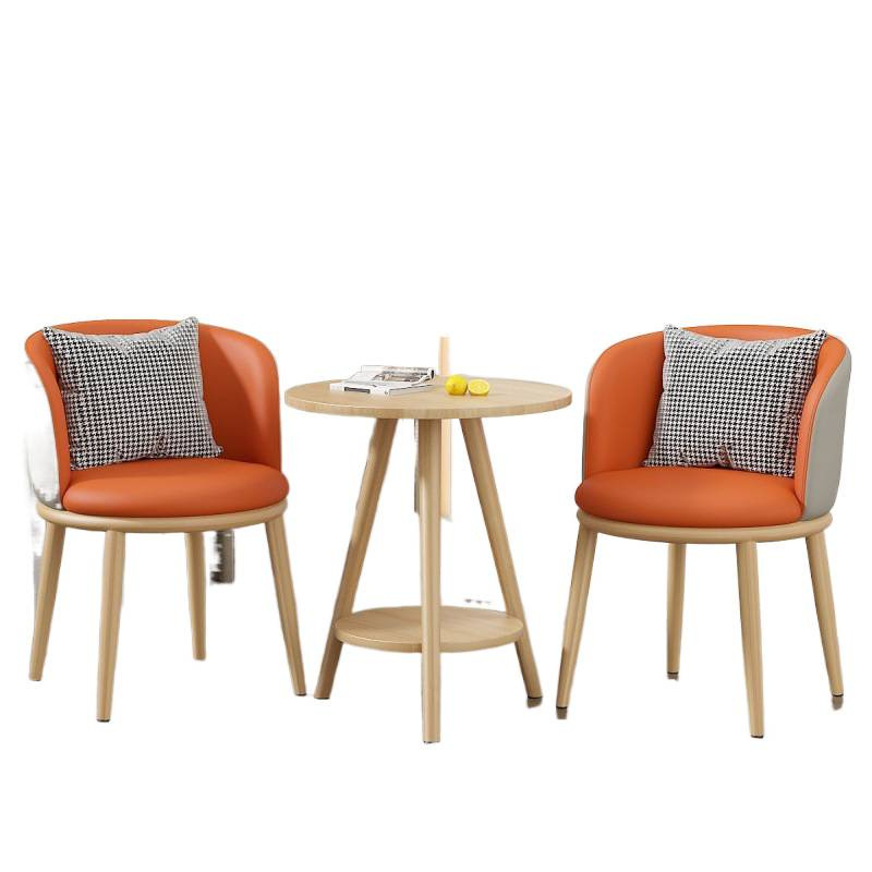 Mesa y silla de ocio balcón sala de estar de lujo ligera mesa y silla combinación de hotel de alojamiento residencial negociación en línea mesa y silla set de tres piezas