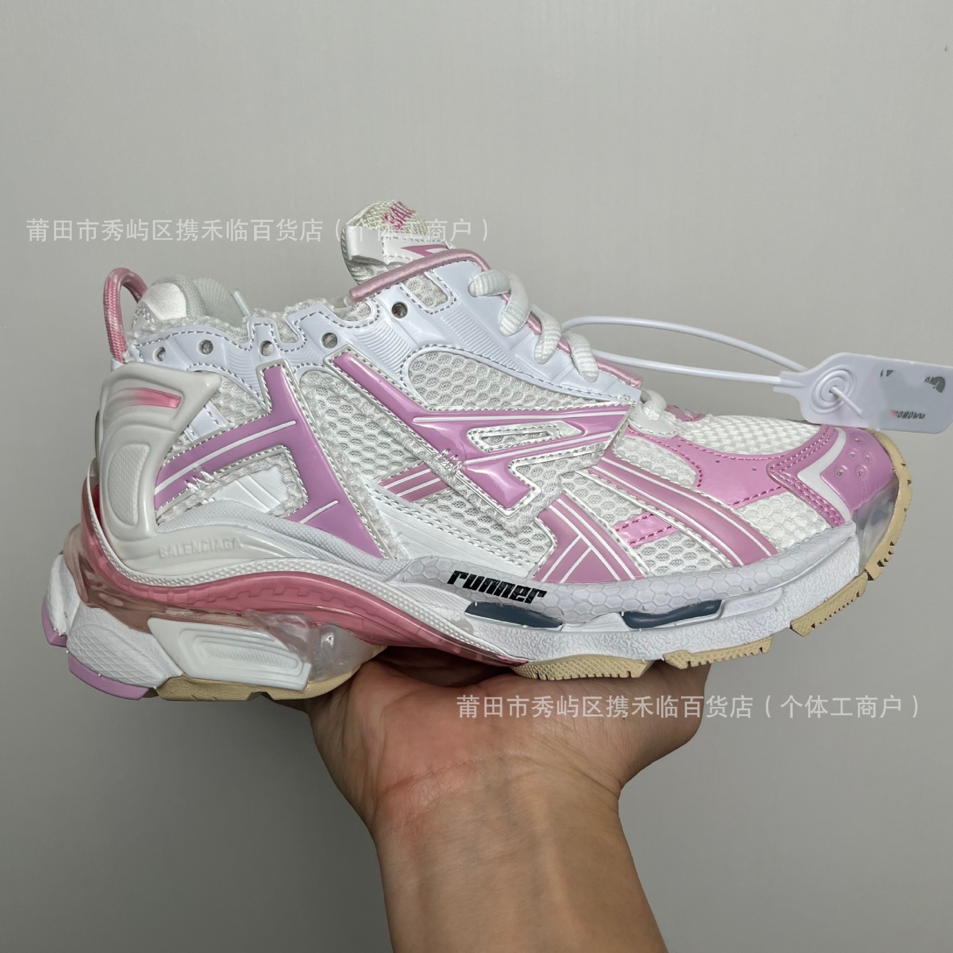 Cross-border foreign trade factory Paris seventh-generation dad shoes trendy fashion versatile men's and women's casual sports shoes dropshipping