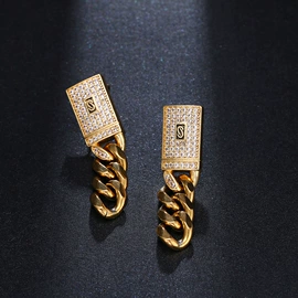 耳钉;戒指;项链