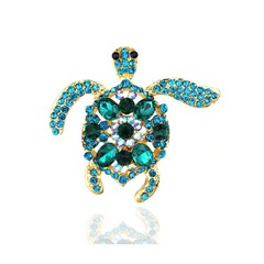 Cross-border water diamond turtle brooch, personalized trend brooch, cartoon high-end waist cinching magic, clothing accessory match.
