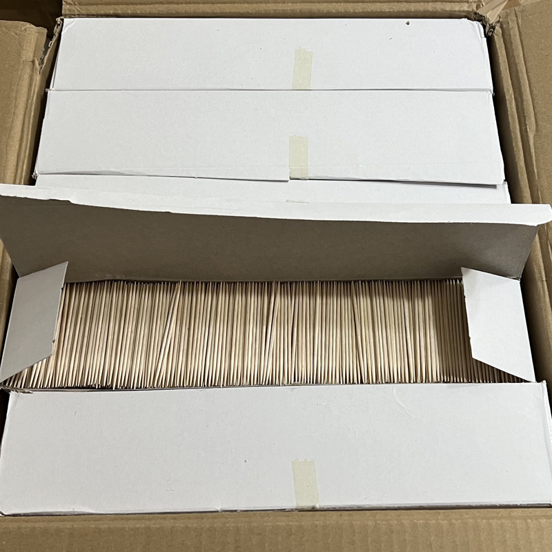 800白色牙签盒子1.jpg