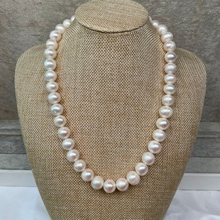 Boutique necklace 11-12mm white round natural freshwater pearl alloy buckle clavicle chain beads finished wholesale