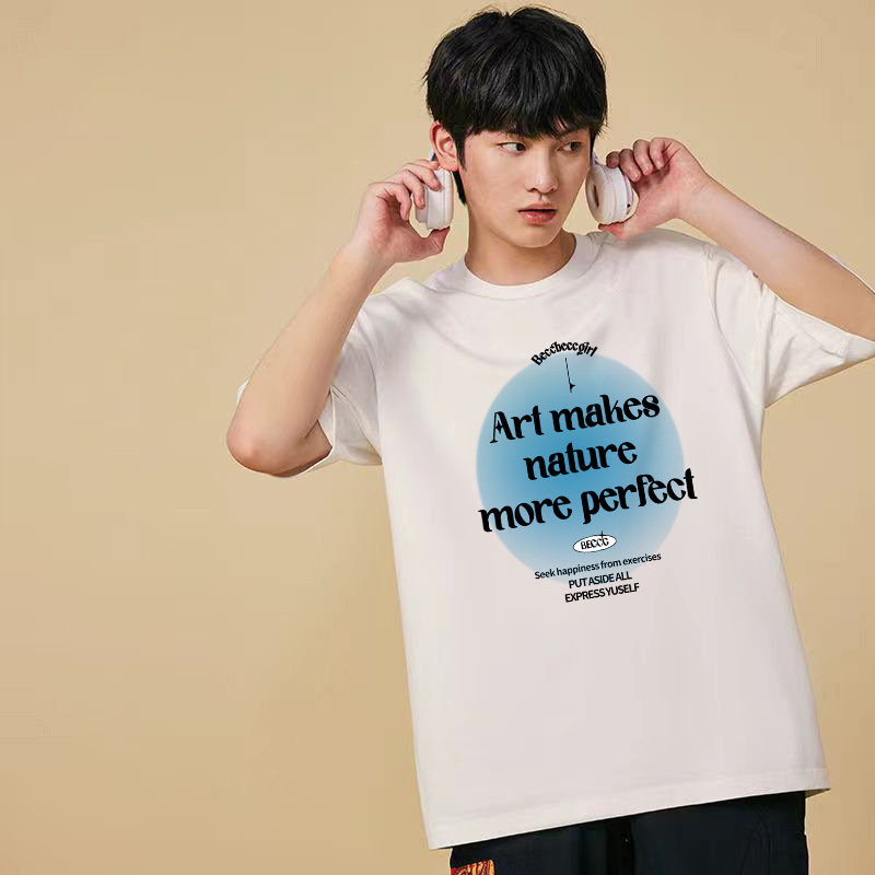 T-shirt de mangas cortas para hombres 2026 nuevo estilo de verano pareja chaqueta de hielo fresco estilo de puerto relajado transpirable T corta cómoda