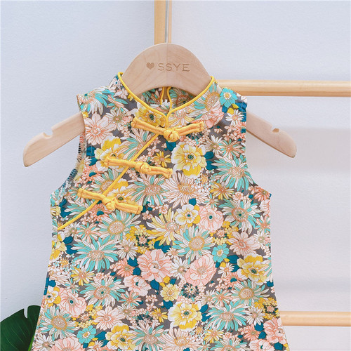 Little girl's stylish floral cheongsam 2024 summer new style girl's improved Hanfu baby girl's sleeveless dress