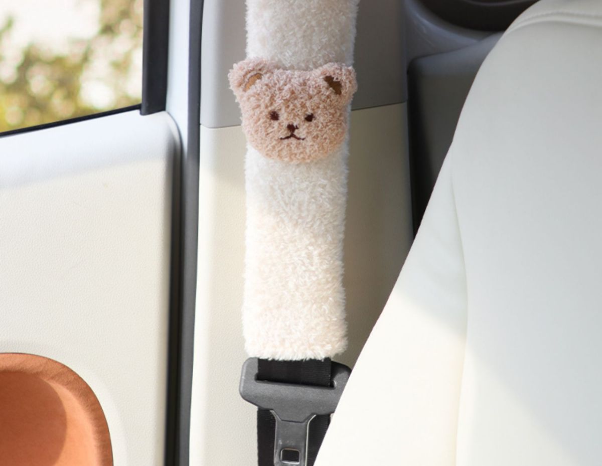 Bear Car Seat Belt Shoulder Cover Plush Cartoon Cute Car Safety Belt Anti-Leveler Protective Cover Car Interior