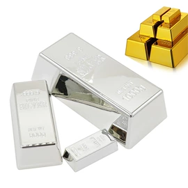 化妆服饰道具;过家家玩具;塑料工艺品