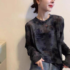 植绒花卉字母设计感显瘦打底衫T恤女秋季新款2025年微透弹力长袖