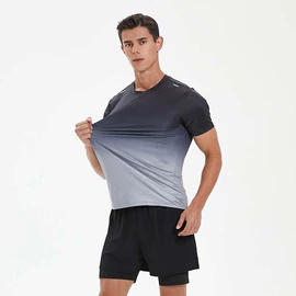 运动T恤;运动裤;运动外套