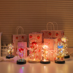 バラの花の完成品の発光の小さい夜の明かりの創意的な誕生日の贈り物の女子学生のバレンタインデーのデスクトップの置物の雰囲気の明かりの卸売り